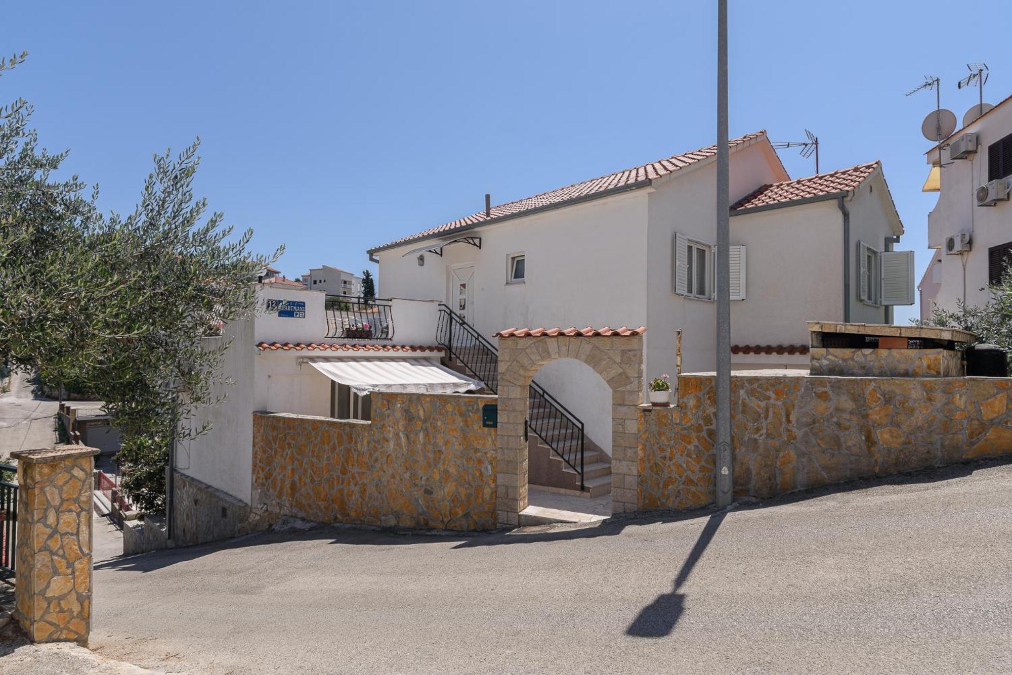 Apartmani Suki Trogir Exterior foto